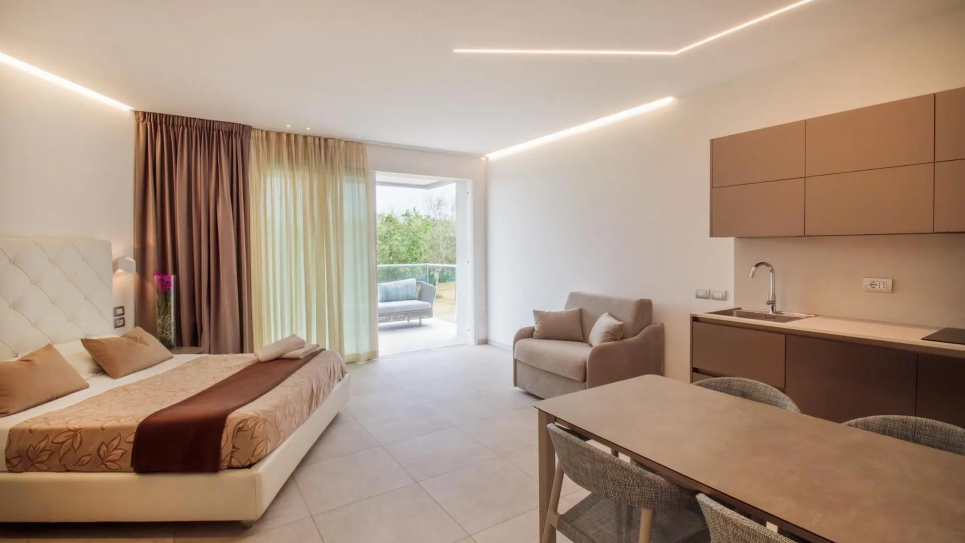 *** Aparthotel Hotel Residence Imperial Misano Adriatico Italy